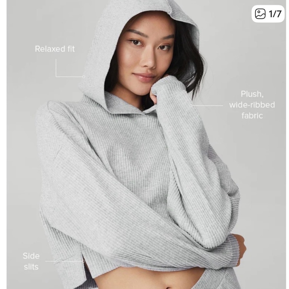Alo yoga gray cropped ribbed hoodie size medium
